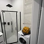 Miodowy W Hanza Tower -sauna&pool שצ'צ'ין