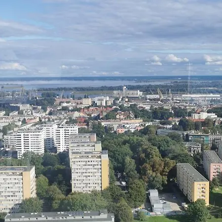 Apartment Miodowy W Hanza Tower -sauna&pool *