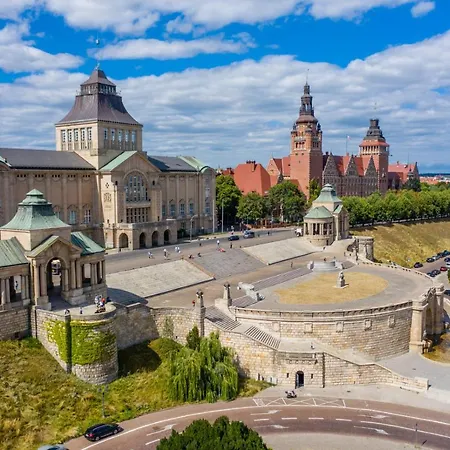 Miodowy W Hanza Tower -sauna&pool Apartment Szczecin