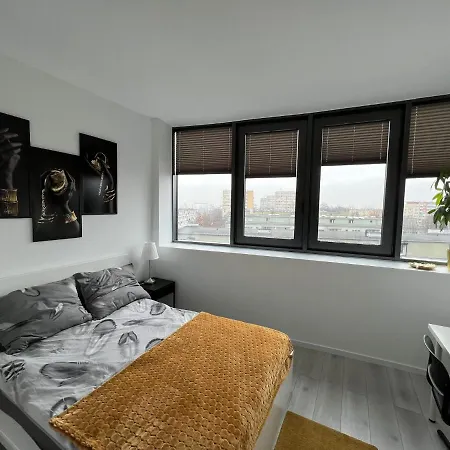 Miodowy W Hanza Tower -sauna&pool シュチェチン