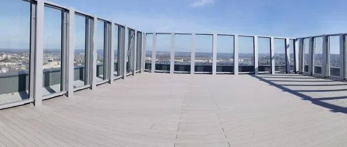 Miodowy W Hanza Tower -sauna&pool Apartament *